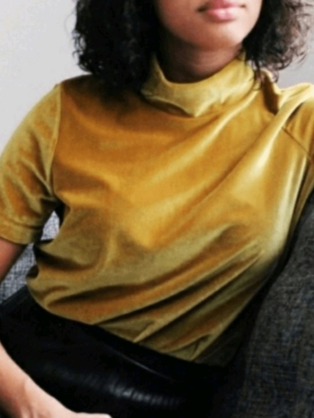 Madewell Mock Neck Velvet Top In Goldenrod Sz S EUC - Picture 12 of 12